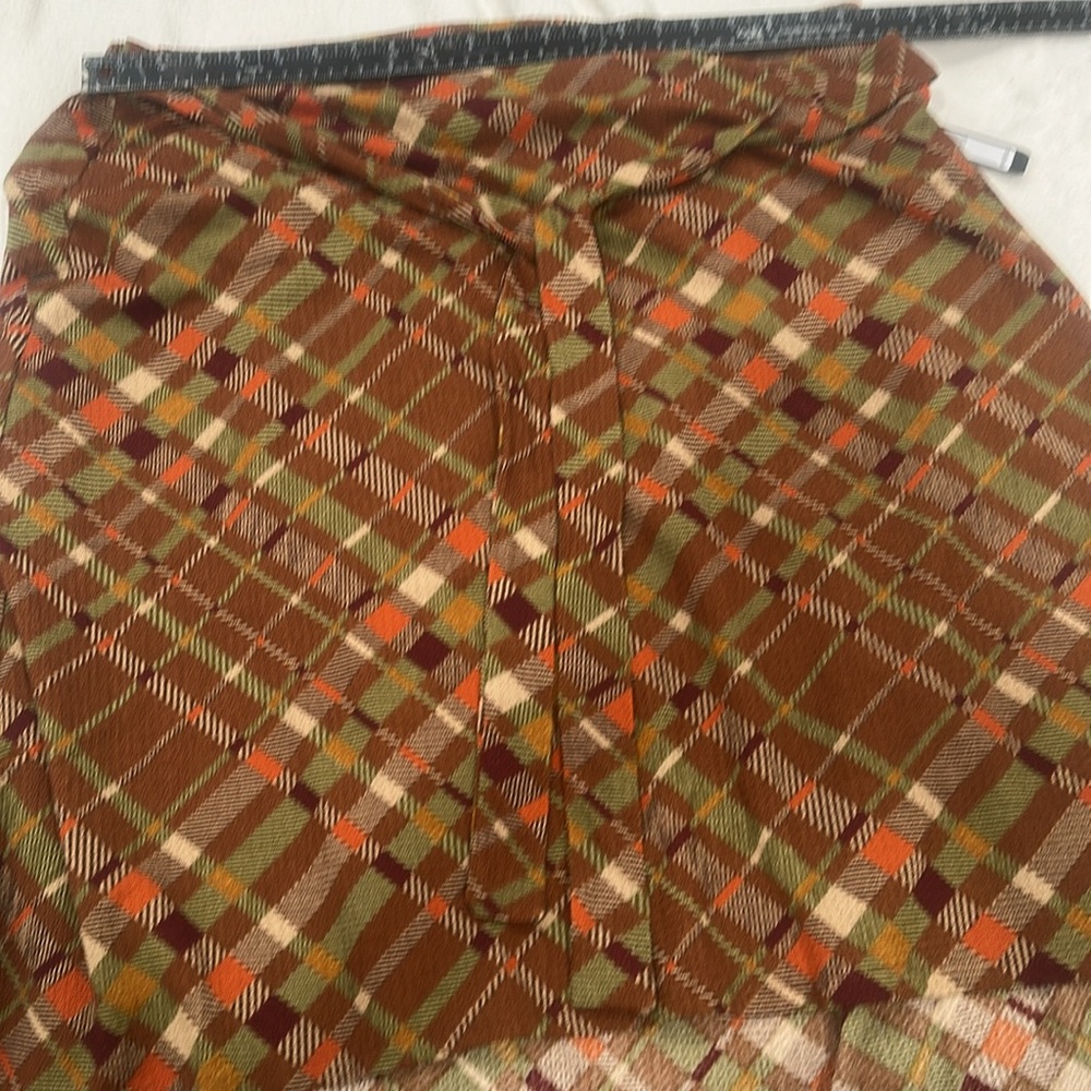 Soho Apparel Women's geometric Orange midi high low Skirt plus size 3X - Picture 4 of 9